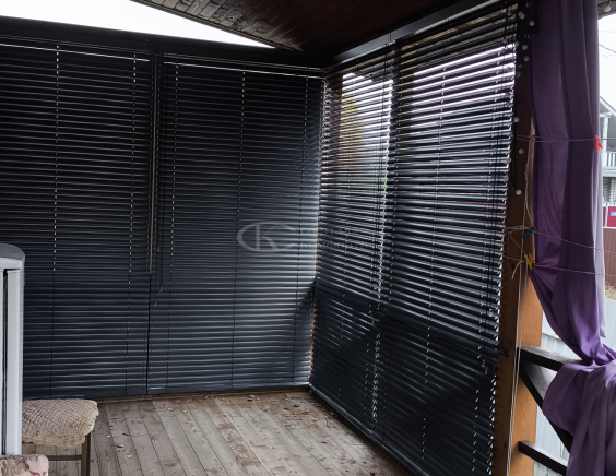 Горизонтальные алюминиевые жалюзи